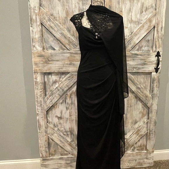 Black Ball Gown - Picture 7 of 7